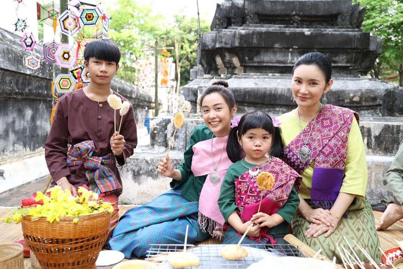 ‘กระทิง-อุ้ม’พาม่วนอีหลีถิ่นอีสาน!