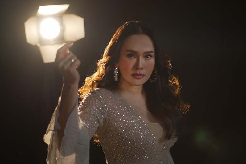 ‘ใหม่ เจริญปุระ’ ทวงบัลลังก์ ‘Diva’ ในรอบ 3 ปี  ประกอบละคร ‘สาบซ่อนรัก’