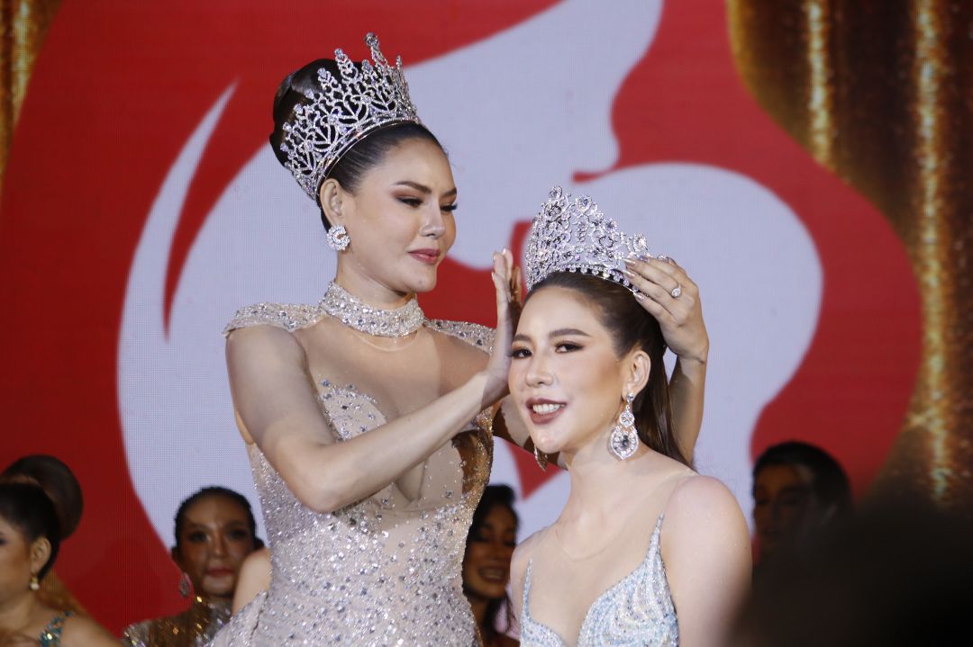 สวยทรงคุณค่าสมมง! 'ดร.พิมพ์ขวัญ บุญจิตต์พิมล'คว้ามงกุฎ Mrs.Thailand World 2022