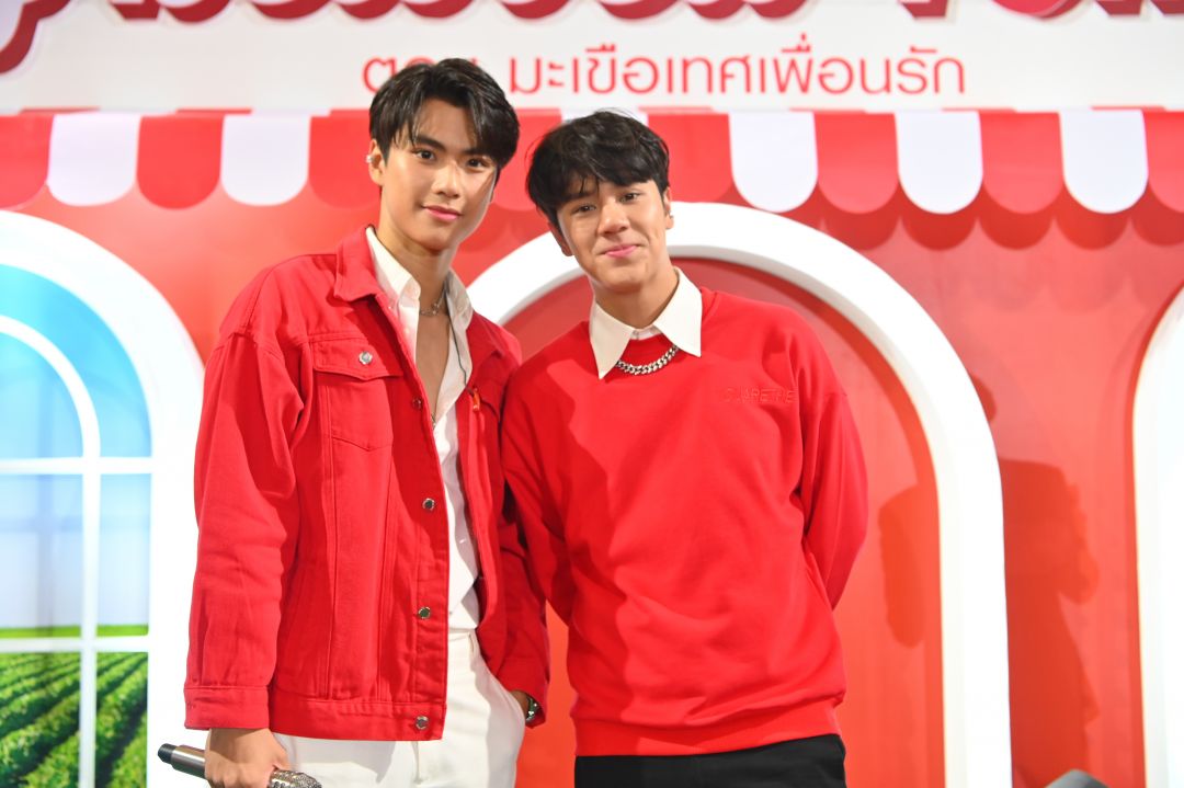 'โอม-นนน' เอ็นจอยกับกิจกรรม My Beloved Tomato ภายใต้คอนเซ็ปต์ความเป็น'เพื่อน'(Friendly)