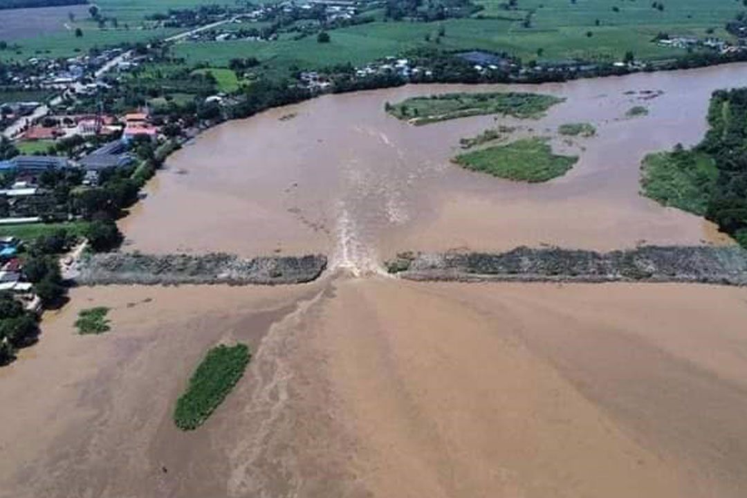 ‘ฝนตกชุก-น้ำมาก’ต้นเหตุกัดเซาะ‘ฝายชั่วคราววังบัว’ชำรุด