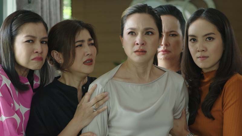 ฟาดได้ฟาด! 2 ตัวแม่‘ใหม่ เจริญปุระ-แหม่ม คัทลียา’  ประชันรุ่นน้อง‘กระทิง-ณิชา’ใน‘สาปซ่อนรัก’