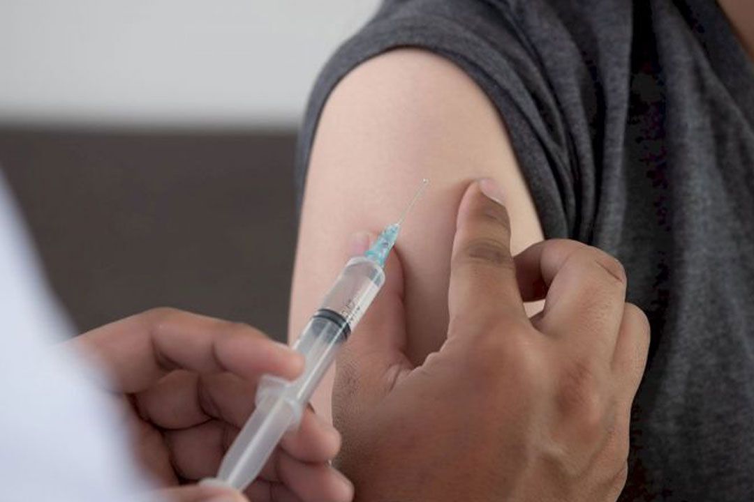 โฆษกรัฐบาลย้ำปชช.รีบเข้ารับวัคซีนเข็มกระตุ้น ลดเจ็บป่วยรุนแรง-เสียชีวิตหากติดเชื้อ