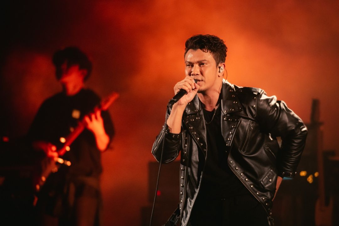 แฟนเพลงเต็มอิ่ม!'หนุ่ม กะลา'ขอบคุณทุกเสียงเชียร์ที่ร่วมสร้างโมเมนต์ประวัติศาสตร์