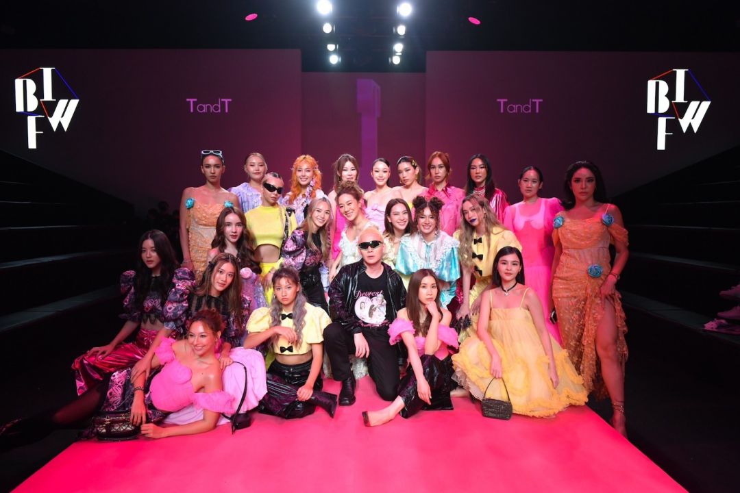 TandT จัดแฟชั่นโชว์ AUTUMN/WINTER 2022 'CHILDHOOD MEMORIES'