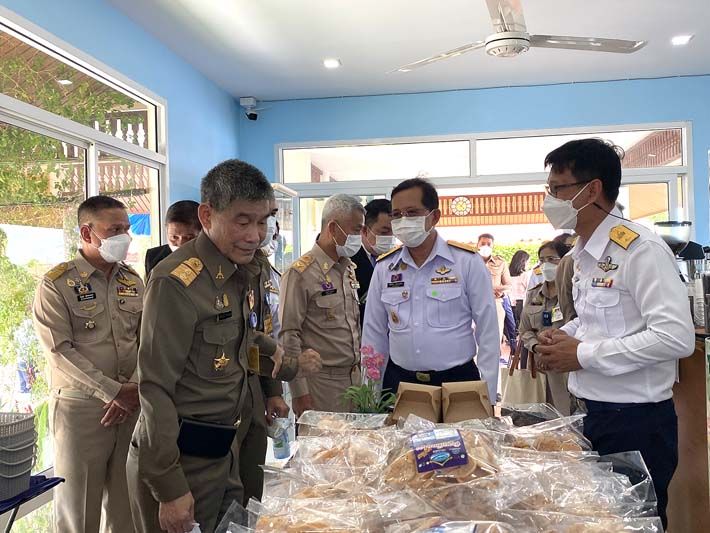 รายงานพิเศษ : ฟาร์มทะเลตัวอย่าง จ.เพชรบุรี  สร้างอาชีพ เพิ่มรายได้ ให้ราษฎรอย่างต่อเนื่อง