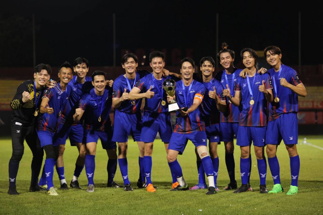 ลั่นสนามศึกกระชับมิตร'3PLUS STAR MATCH'กัปตัน 'บอย ปกรณ์' นำลูกทีมชนะ7ต่อ5