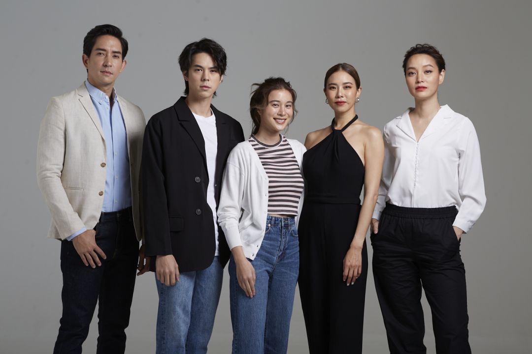 'เปิดกองวิก 3'บุกขยี้ 'คริส-เก้า-หลุยส์-พีช'เบื้องหลัง 'รากแก้ว' สุดดราม่า!