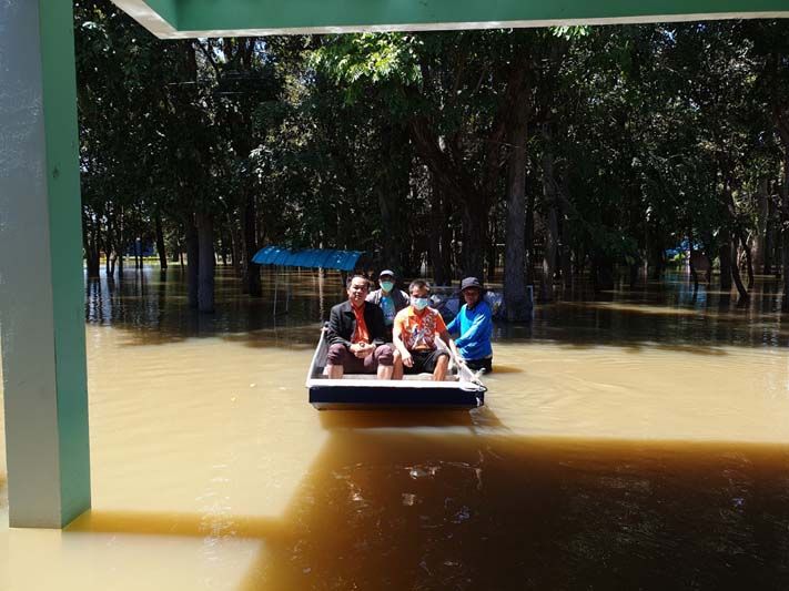 ลงพื้นที่ติดตามสถานการณ์น้ำท่วม