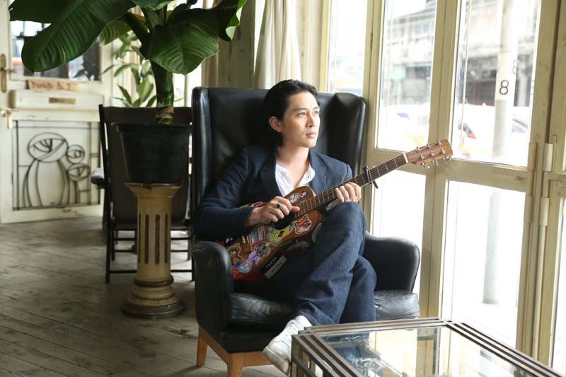 ‘แม็กซ์ เจนมานะ’  เตรียมปล่อยเพลงประกอบละคร  ‘ณ ขณะเหงา’
