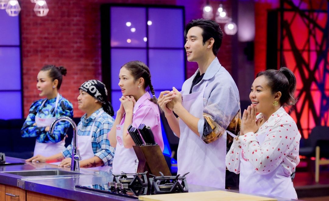 'เป็กกี้-เมฆ-แป้ง-ดาด้า-อู๊ด'สุดมึน!! โดนแกงจนหัวหมุน  เจอกลลวงสับขาหลอก MasterChef  Celebrity