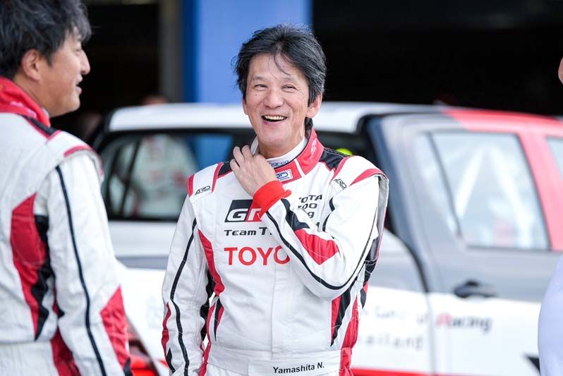 ทีมบอสโตโยต้าจัดแข่งขันรถยนต์การกุศล  มอบเงินรางวัลให้รพ.บุรีรัมย์