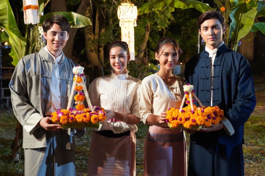 ลอยกระทงปลอดภัย! 'ภณ-ญดา-มีน-ตูน'สืบสานประเพณีลอยกระทง เตือนภัยลดความเสี่ยงแหล่งแออัด