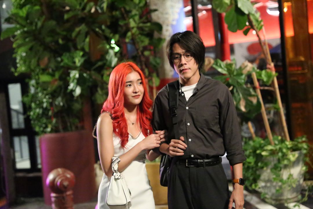 'ณ ขณะเหงา'ลุกเป็นไฟ 'เจนนิษฐ์BNK48'โชว์สเต็ปพลิ้ว ออกแบบท่าเต้นสุดเซ็กซี่เอง!