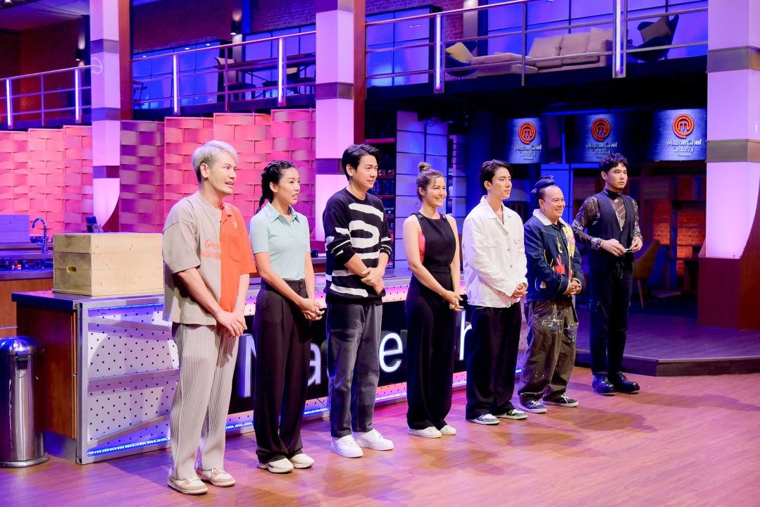 'อ๊อฟ-เสนาหอย-เบิ้ล-เอ๋-กิ๊ฟซ่า-บอม-อ๋อง'อึ้ง ทึ่ง เสียว!ทำอาหารหนาวๆร้อนๆ..ทั้งประคองทั้งพยุงเชฟผู้ช่วยรุ่นลายคราม