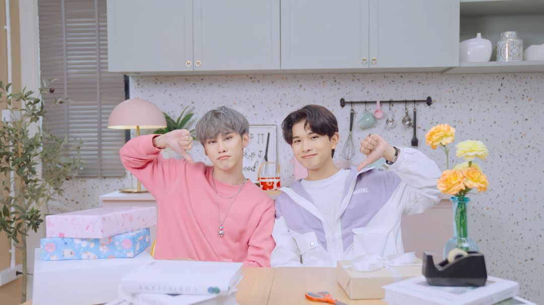 'UP n AWAY' ปล่อยพรีเดบิวต์ซิงเกิล 'สู้ชีวิต แต่ชีวิตสู้กลับ'