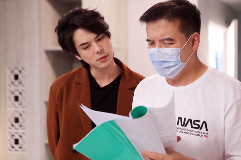 ‘กู่-เอกสิทธิ์’ ยก ‘คริส-เก้า-หลุยส์-พีช-โยเกิร์ต’ นักแสดงคุณภาพ ตีโจทย์ความรัก ‘รากแก้ว’ ผลงานเรื่องแรกกับ ช่อง 3