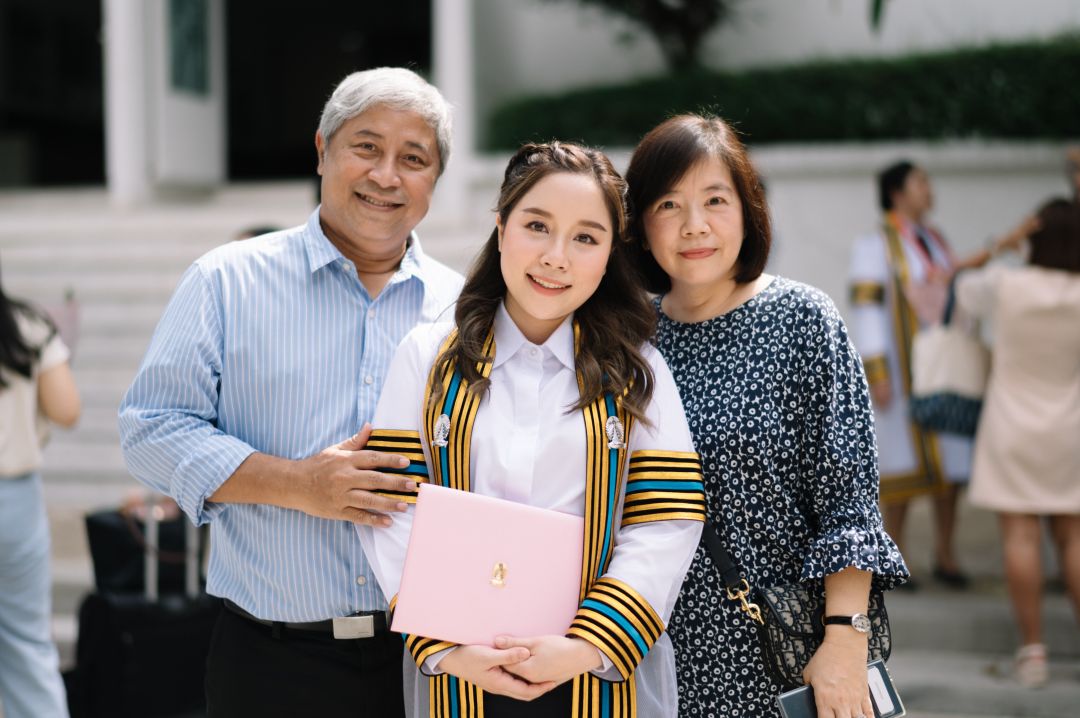 ‘ ไผ่หลิว อาภานุช’ สุดปลื้มสำเร็จการศึกษาระดับปริญญาโท