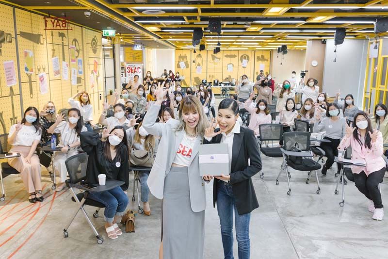 ซีแอค จัดเวิร์กช็อปสร้างสมดุลชีวิตเพื่อผู้หญิงธรรมดา ดึง‘แหวนแหวน-ปวริศา’เผยเคล็ดลับเปลี่ยนแปลงตนเองใน 1 เดือน