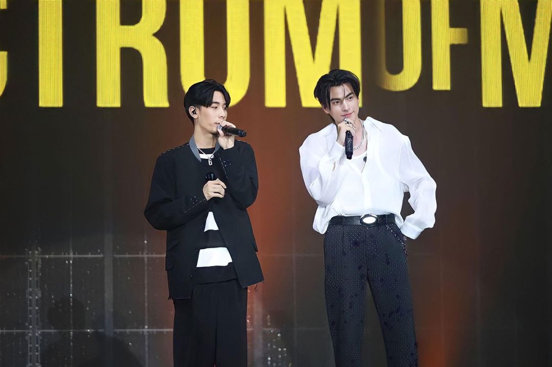 กลัฟจัดเต็ม แฟนมีต ‘GULF THE FIRST ASIA TOUR FAN MEETING 2022’