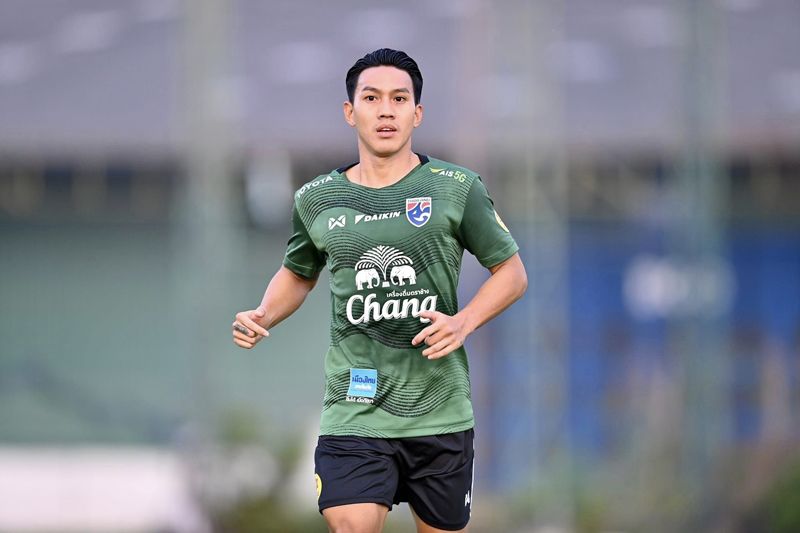 ธีรเทพลงซ้อมก่อนลงสนามนัดอำลาทีมชาติไทย