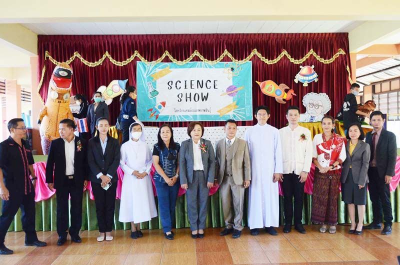 รายงานพิเศษ : โรงเรียนเอกชนใน จ.กาฬสินธุ์ จัดแข่งขัน  ทักษะวิชาการประกวดสิ่งประดิษฐ์นักเรียน