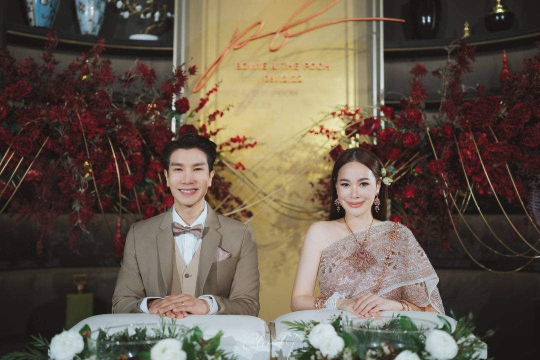 เก็บตกคอสตูมชุดวิวาห์สุดหรู 'โบวี่ อัฐมา'4 ลุค 4 สไตล์   ไทย จีน สากล สวยสะกดทุกสายตาคนทั้งงาน