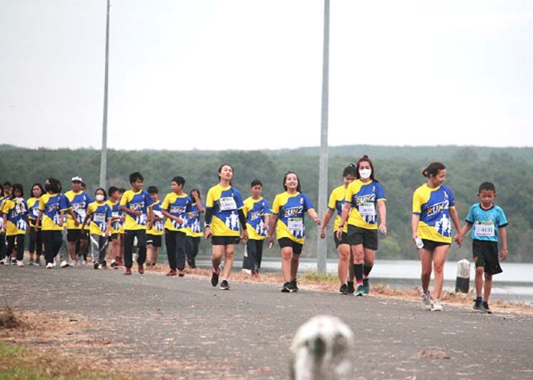 กิจกรรมวิ่งตามรอยพระบาทยาตรา