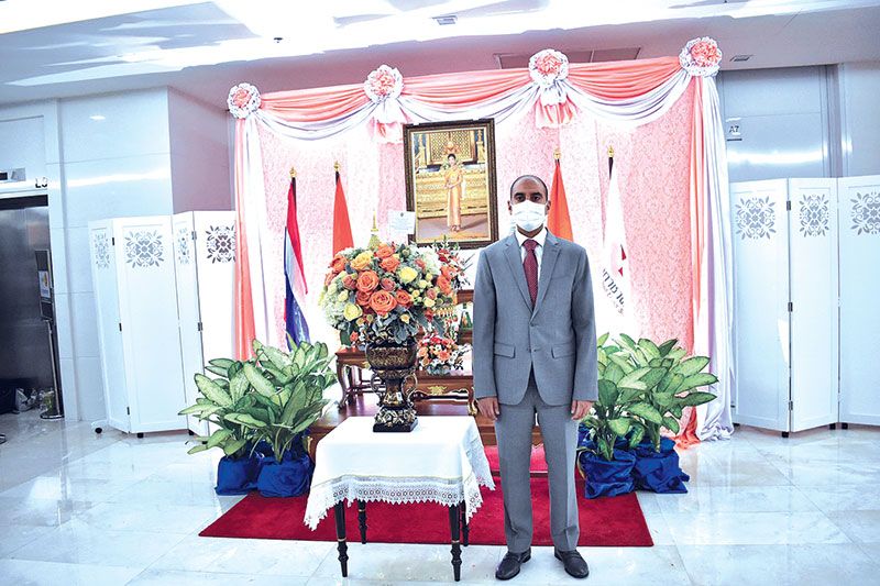 ขอให้หายพระประชวรโดยเร็ววัน  เจ้าผู้ครองรัฐคูเวตถวายพระพร  เจ้าฟ้าพัชรกิติยาภาฯ