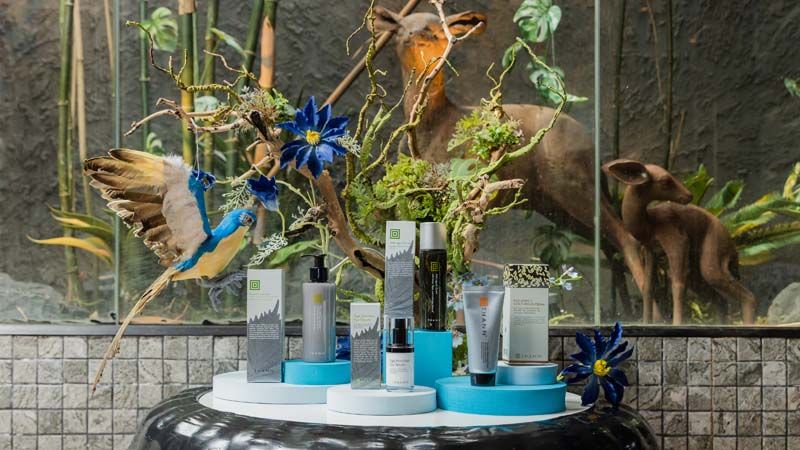 แนะไอเทมเด็ดสำหรับเซฟผิวสวย  ติดกระเป๋าระหว่างการเดินทาง