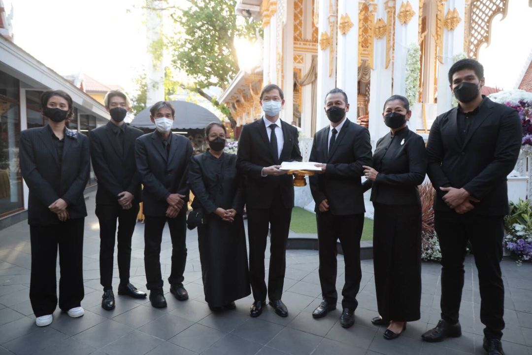 'อ๊อฟ-พงษ์พัฒน์'บริจาคเงินทำบุญงานคุณพ่อคมสัน ให้กองทุนโรคหลอดเลือดสมองรพ.ศิริราช