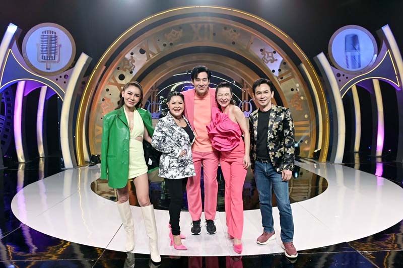 ปังทุกเวลา‘วิลลี่-ต้นหอม’ชวนฟังเพลงเพราะ  โชว์สุดอลังการใน ‘ร้องข้ามเวลา’