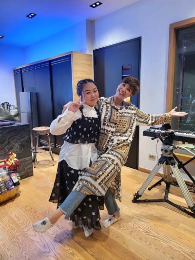 ‘ครูแอน-นันทนา บุญ-หลง’ สุดแฮปปี้ ส่งน้องพู่กัน  We Kid Thailand ฟีเจอริ่ง ‘เพียว-The Voice All Star’