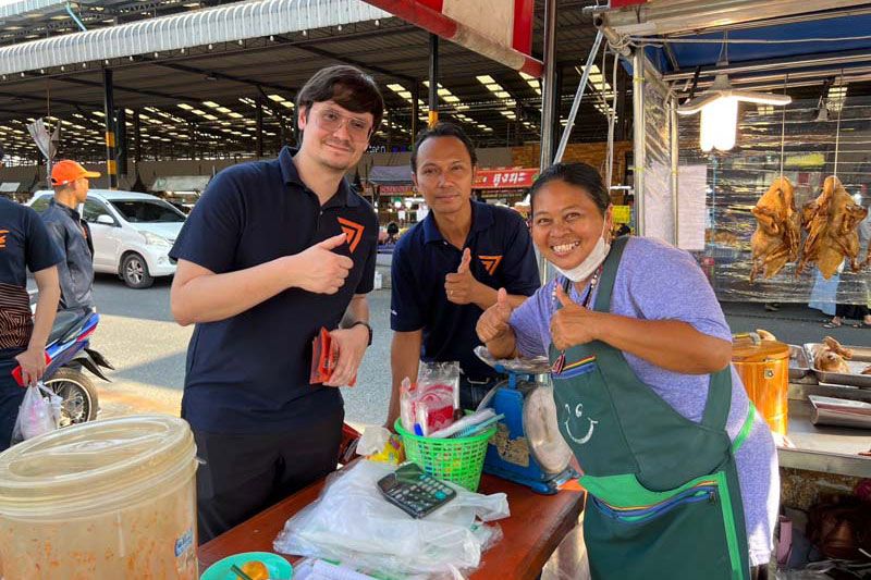 ปักธงสีส้ม! 'เชตวัน'ควง'รังสิมันต์ โรม'บุกคูคต มั่นใจเปลี่ยนปทุมฯได้แน่