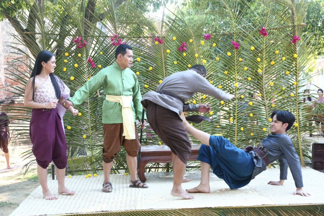 สปิริตแรง ! 'เก้า จิรายุ'บู๊ .. จนเลือดสาด เบรกพักทำแผลปุ๊บ!! ลุยถ่ายต่อปั๊บ!! ลากยาวจนจบซีน ใน 'นางนาค สะใภ้พระโขนง'