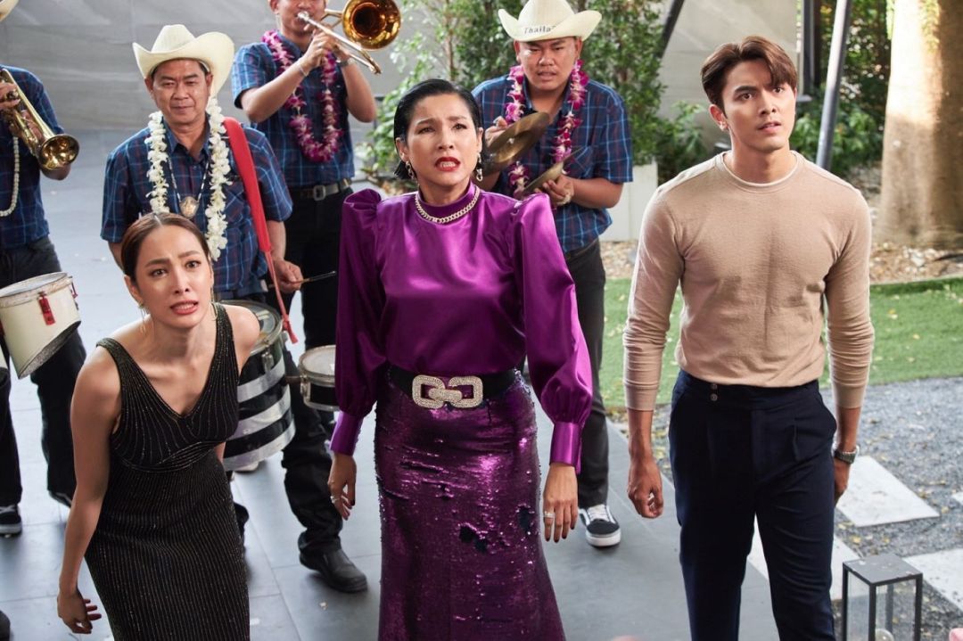 รุ่นใหญ่พาปัง'หน่อย บุษกร - อ่ำ อัมรินทร์'เปิดศึกสุดฮา! ควง 'ภณ-ณิชา'ดันเรตติ้ง 'สะใภ้สายสตรอง'พุ่งพรวด