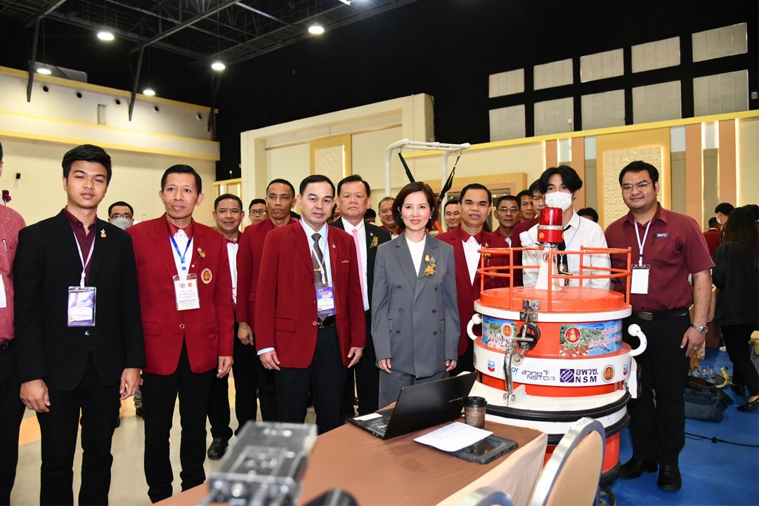 'ตรีนุช'เปิดงานสุดยอดนวัตกรรมอาชีวะ เฟ้นหาผลงานฝีมือชนสร้างคุณค่ามชน-สถานศึกษา-ประเทศ