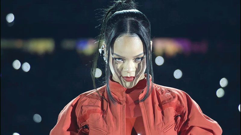 ‘Rihanna’ สร้างประวัติศาสตร์คัมแบ๊กในงาน ‘Super Bowl Halftime Show 2023’