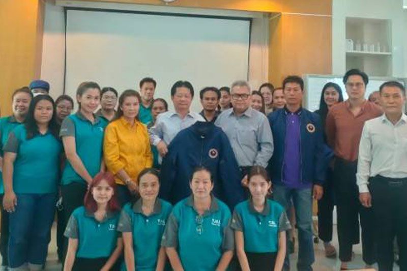 'มนัส'นำพรรคแรงงานสร้างชาติ ลุยพบปะชาวแรงงานเตรียมสู้ศึกเลือกตั้ง