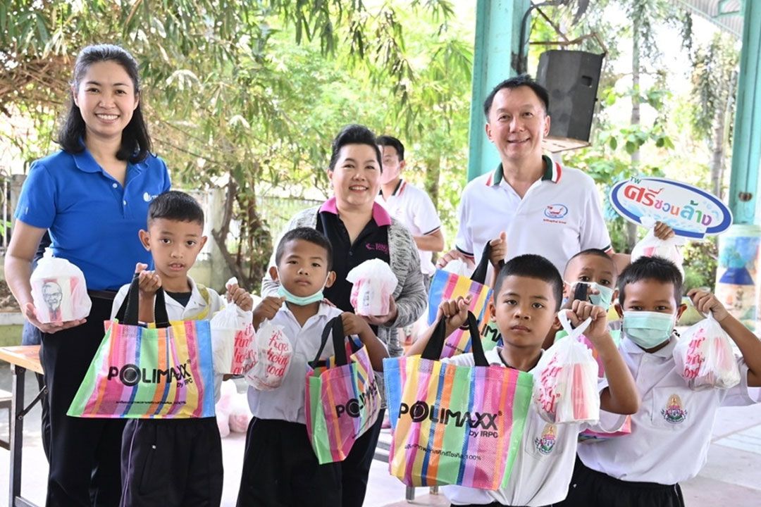 'ศรีชวนล้าง go to school' ชวนคู่ค้ารักษ์โลกจัด Workshop นักเรียนล้างคัดแยกขยะพลาสติก