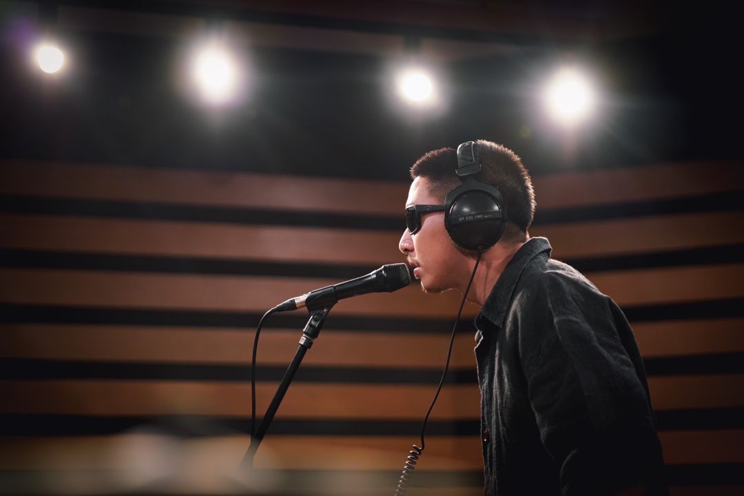 ร็อกล้นคุณภาพ! TONO & THE DUST ปล่อยซิงเกิ้ลใหม่ 'สะกดทัพ' คว้า 'ซาบิน่า'ร่วมเล่นมิวสิค