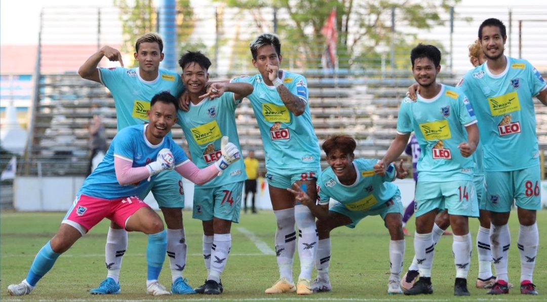 เผยแชมป์โซนไทยลีกสาม  3  สโมสรแรก