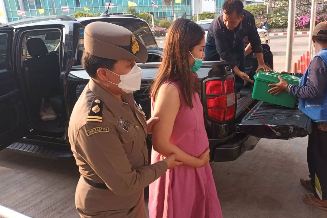 ‘ตม.อุบลราชธานี’อำนวยความสะดวกหญิงชาวลาวผ่าคลอด