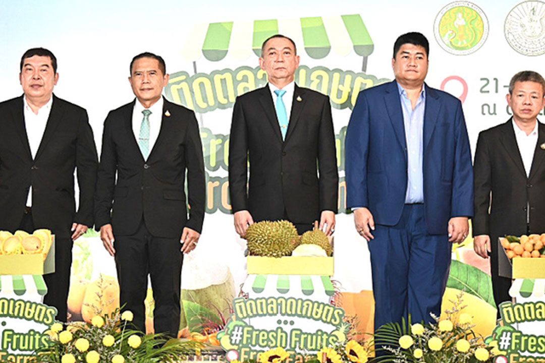 ‘เฉลิมชัย’ร่วมงานตลาดสินค้า  อ.ต.ก.จัด ‘Fresh Fruits From Farm’