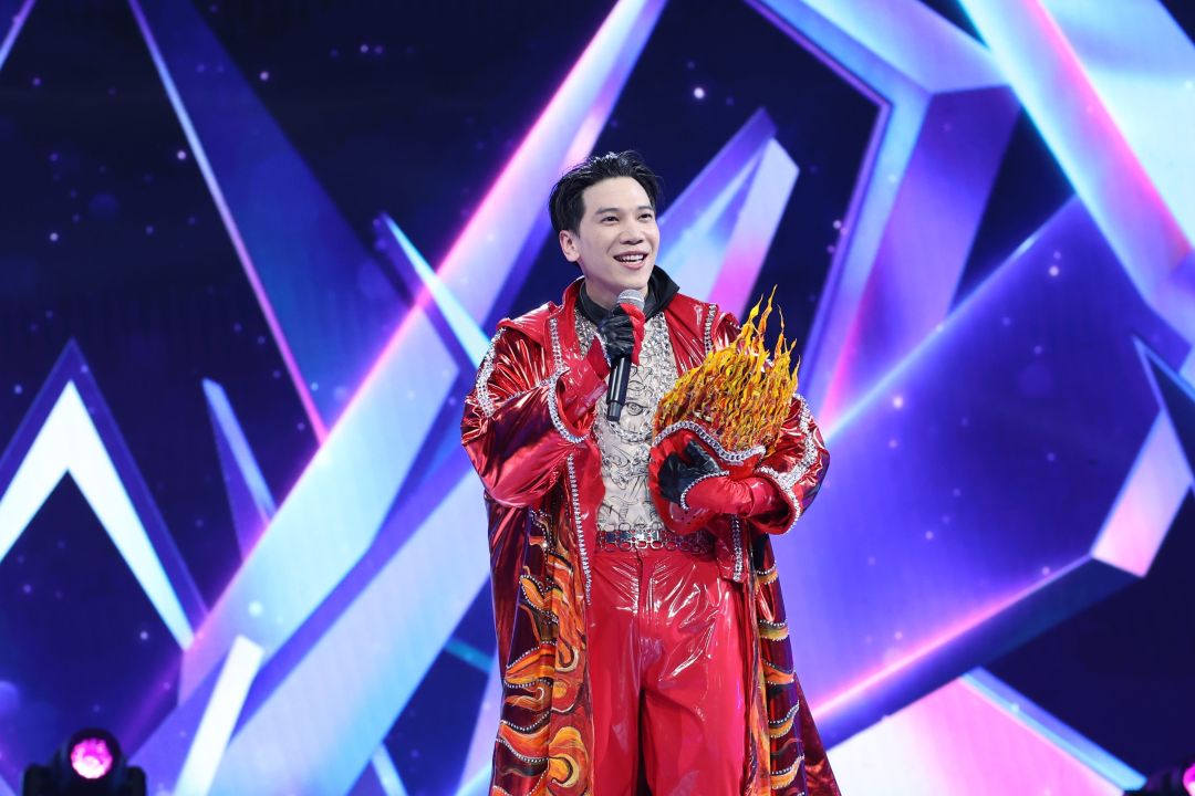 กรรมการดรีมทีมแผลงฤทธิ์ กระชาก 3 หน้ากากในกรุ๊ป A ได้สำเร็จ