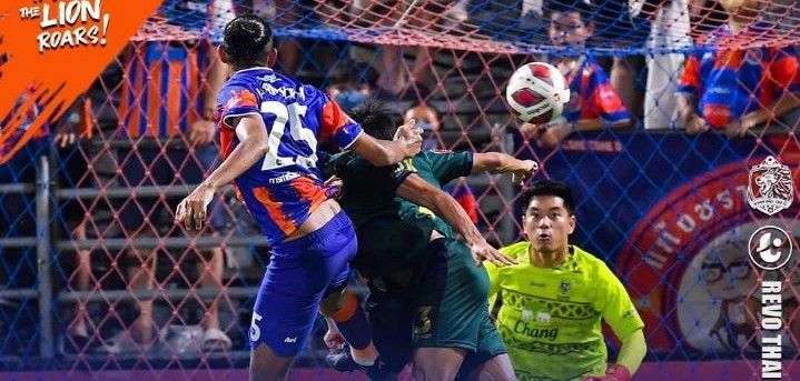 ปราสาทสายฟ้าแชมป์แล้วราชันโคขาวชนะแข้งเทพ