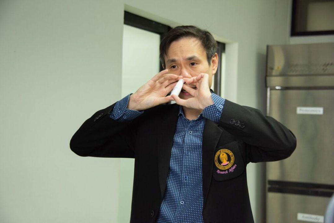 นักวิจัยจุฬาฯค้นพบ‘แอนติบอดีประสิทธิภาพสูงต้านเชื้อโควิด-19’ สู่นวัตกรรมสเปรย์พ่นจมูก‘โควิแทรป’ปลอดภัย ใช้งานง่าย