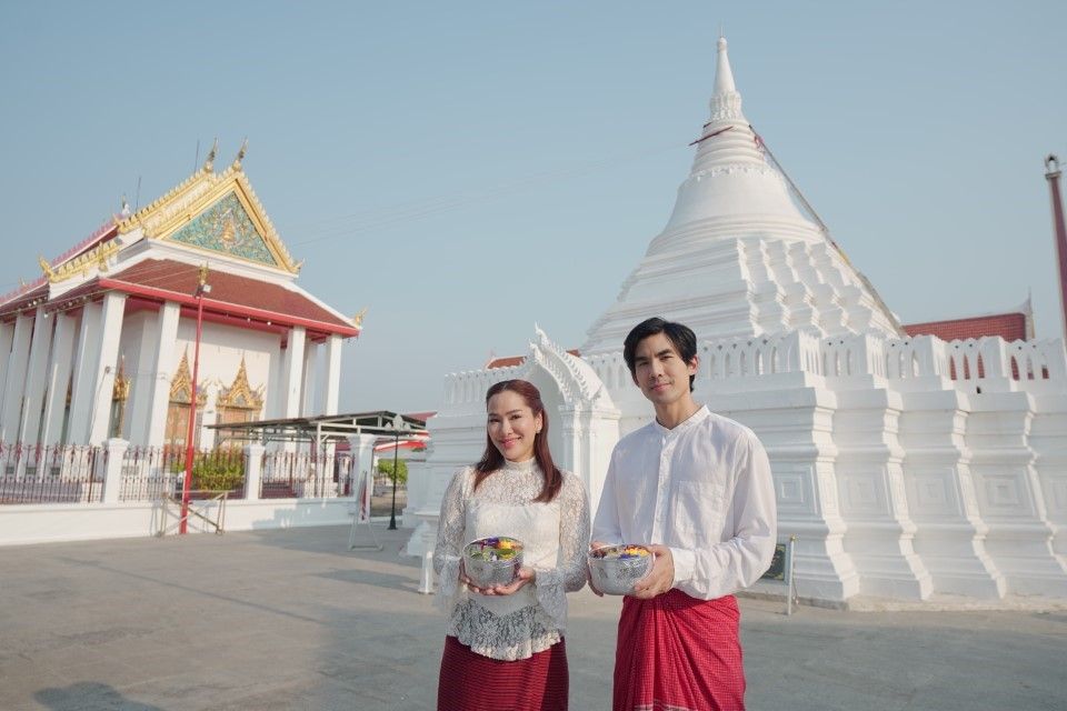 ส่งท้ายวันสงกรานต์ด้วยความสนุกสนานพร้อมด้วยพิกัดทำบุญและเมนูอร่อยพบกัน 15 เมษายนนี้ทาง ช่อง3