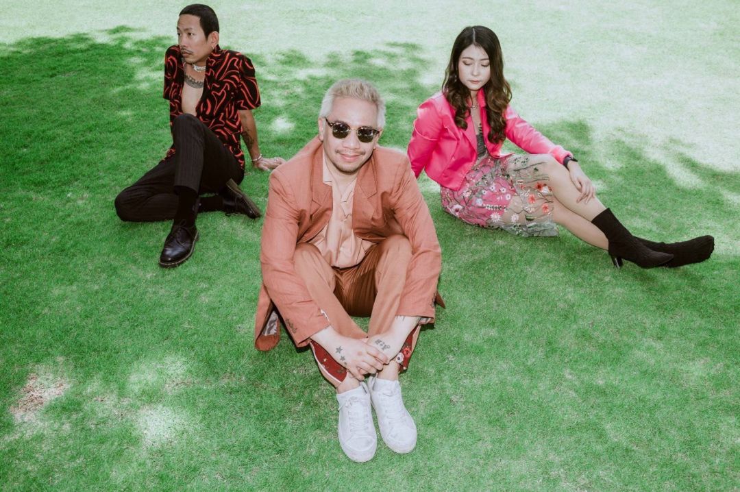 สงกรานต์ วง TREEVOLUTION เรียกคนไกล ปิ๊กบ้าน ทำตามหัวใจ ผ่านเพลง 'ขวัญเอ๋ย'