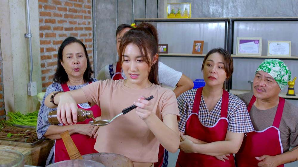 ‘เบสท์-รักษ์วนีย์’ ชวนแฟนๆ  ปลดล็อกความม่วน ใน ‘ตำย่าบอก’